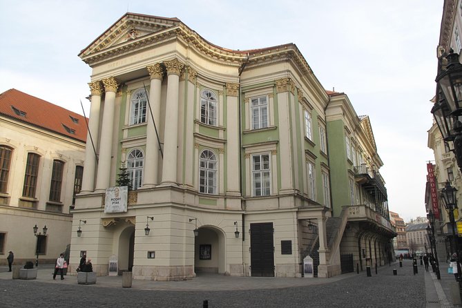 2:5-Hour Walking Tour of Old Town Prague with Boat Ride - Old Town Hall and the Astronomical Clock moment