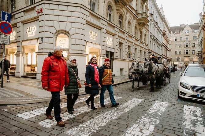 3 Hour Private Walking Tour of Prague with Custom Itineraries - Key highlights to look for before you go