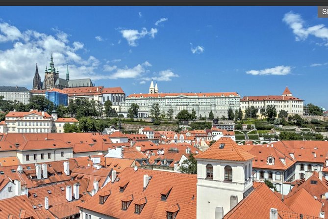 All Inclusive Ebike Tour Of Prague - Start smart at the renaissance courtyard and get your e-bike basics