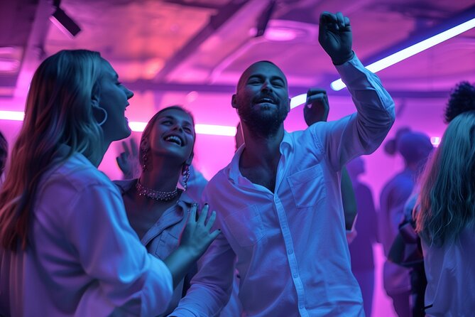 Alternative bar tour with dinner in the art district - Price and Value: What Your $89.53 Covers