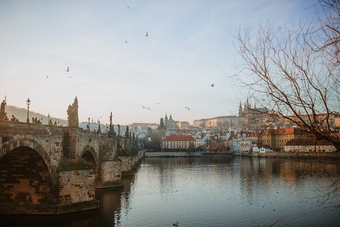 Award-Winning Prague Evening Old Town Food and Drink Tour - Guide style matters: names like Kuba, George, Nikola, and Jana keep popping up
