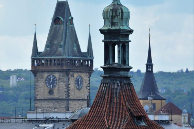 "Best of Prague" Customised Private Full Day Tour - Wenceslas Square to Dancing House: modern Prague with a sense of humor