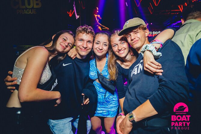 Boat Party in Prague - Prague After Dark: the 11:00 pm start and 5-hour rhythm