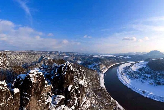 Bohemian and Saxon Switzerland All inclusive trip - Winter Tour - Pravcicka Gate and Sokoli hnizdo: The 2 km Hike Over the Border