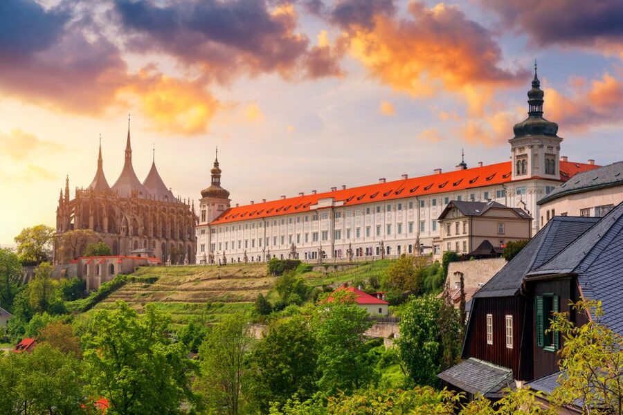 Bone Church and Kutna Hora Private Tour from Prague - Lunch in Kutná Hora: simple, local, and scheduled around your day