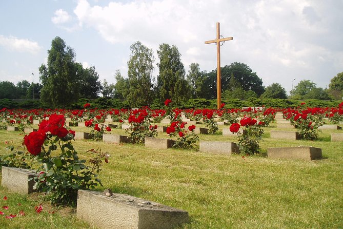 Bus Tour to Terezín from Prague - Prague Morning: Meet Point, Timing, and How the Day Flows