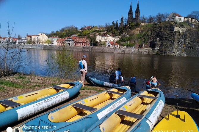 Canoe Prague – Splash into Fun! - What to wear and what to bring so you’re not miserable