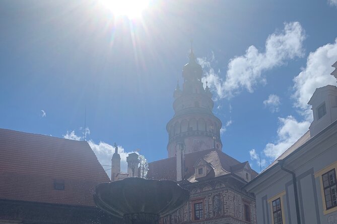 Cesky Krumlov medieval UNESCO sites - private tour with PERSONAL PRAGUE GUIDE - Prague pickup, private comfort, and the rhythm of a 9–11 hour day