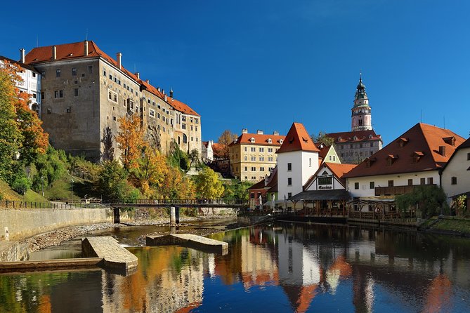 Cesky Krumlov One Day Trip from Prague by bus - Free Time in Town: Using the 2-Hour Window Wisely