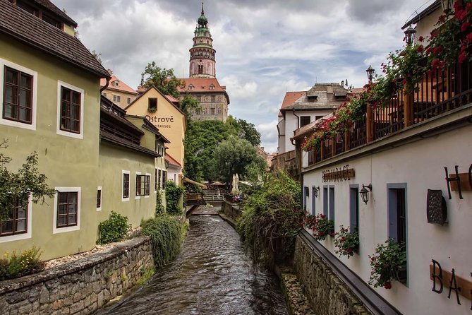 Cesky Krumlov Private day trip from Prague with Lunch and Castle admission - Quick hits before you go