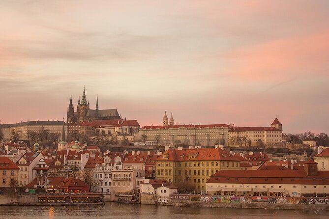 Charles Bridge and Prague Castle Walking Tour - Meeting Point to Final Steps: Getting Oriented Fast