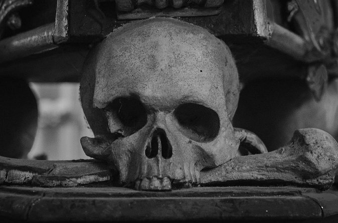 Church of Bones & UNESCO Silver Town Kutná Hora: Private Tour - Should you book this Church of Bones & Kutná Hora private tour?