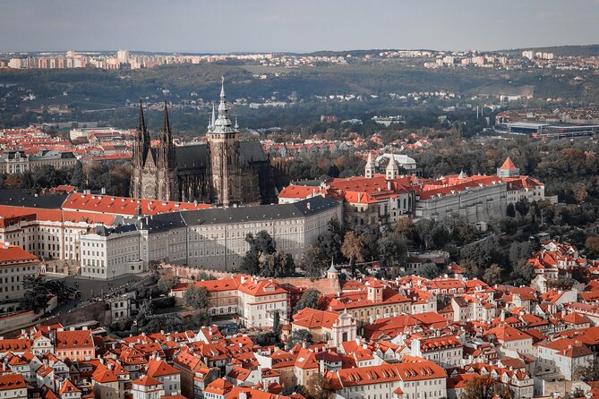 Classic Prague Castle Tour, Strahov Monastery & Castle District - Prague Castle main gate and the courtyards route (without feeling lost)