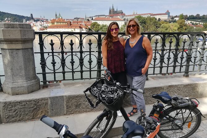 Communism and World War 2 Prague City Tour - Jewish Old Town, SS Headquarters, and the sites where history feels close