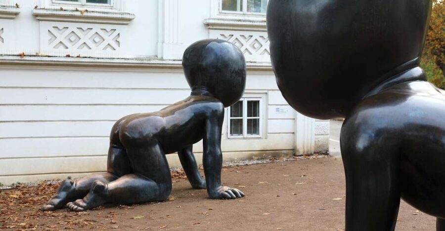 Contemporary art tour in Prague: the works of David Černý - The 90-minute Route Through Malá Strana, Staré Město, and Nové Město