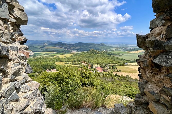 Czech countryside scenical hike to the castle, local deli tasting - A Prague countryside day that feels like a real detour