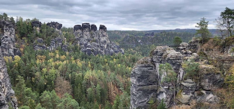 Day trip from Prague to Bohemian and Saxon Switzerland - Bastei viewpoints and Neuraten: what to notice on your walk