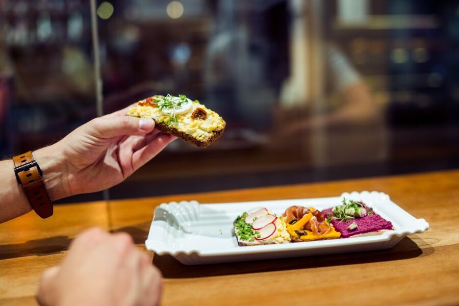Delicious Food Tour by Prague Food Tour - Old Town Square pass-by: sightseeing without breaking the food rhythm
