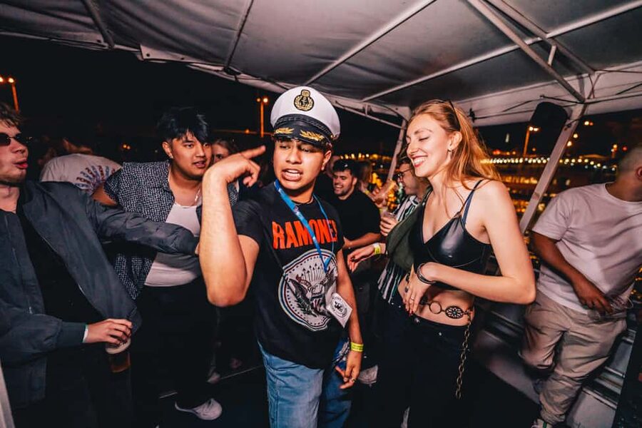 Drunken Monkey Prague Boat Party Open Bar to Duplex Club - Weather, comfort, and smart casual rules
