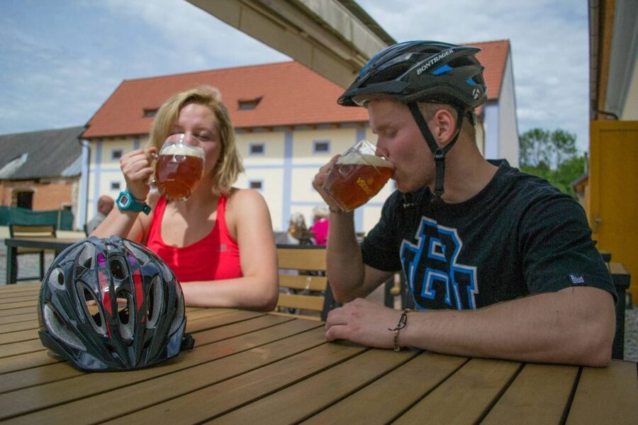 E-Bike Day Trip: Visit a Roman Castle and Taste Craft Beer - Karlstejn Castle Break: The 15th-Century Pause That Actually Feels Like a Pause