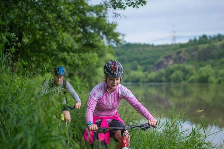 E-Bike Day Trip: Visit a Roman Castle and Taste Craft Beer - Should You Book This E-Bike Beer and Castle Day Trip?