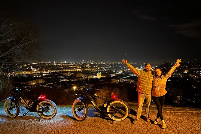 Ebike tour in Prague - Express Tour - Rudolfinum and Parizská Street: culture from the outside, luxury from the roadside