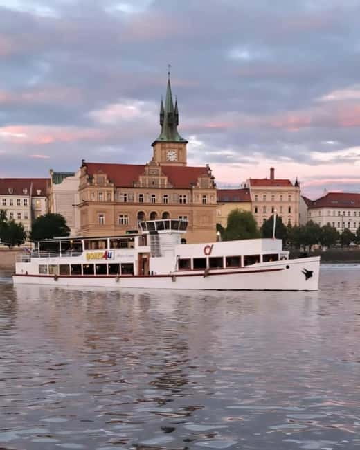 Evening cruise through Prague with 3-course served menu - Your three-course served dinner: what’s included and what you pick