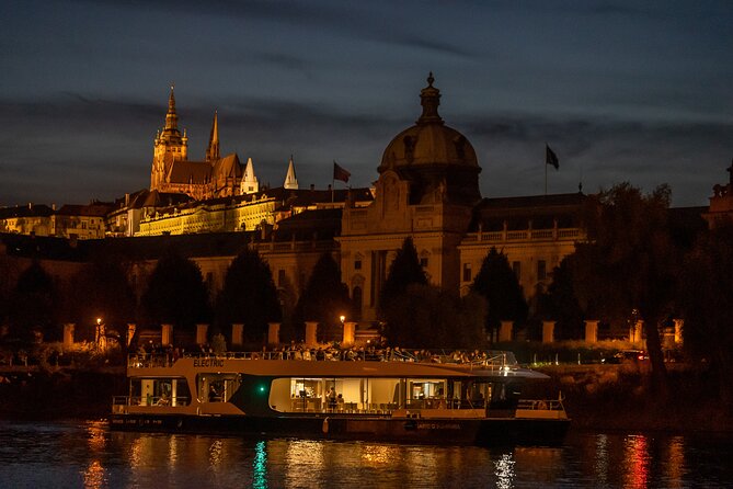 Evening Eco Cruise With a Glass of Prosecco in Bohemia - Night Views Along the Vltava: What You’ll See (and Why the Route Turns Back)