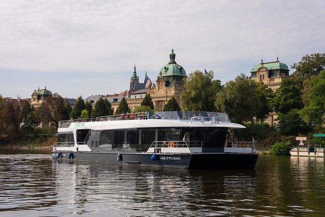 Evening Eco Cruise With a Glass of Prosecco in Bohemia - Meeting Point at Prague Boats: Getting There Without Stress