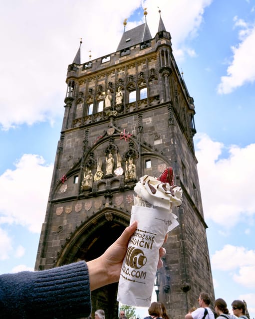 Explore Prague with our chimney cake Prague trail! - Price and value: why $0 doesn’t mean free dessert