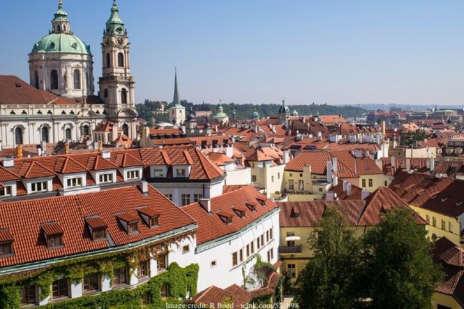 Explore the Historic Prague Castle: Private Half-Day Walking Tour - Stop 1: Prague Castle (UNESCO, 9th-Century Roots, and Big Views)
