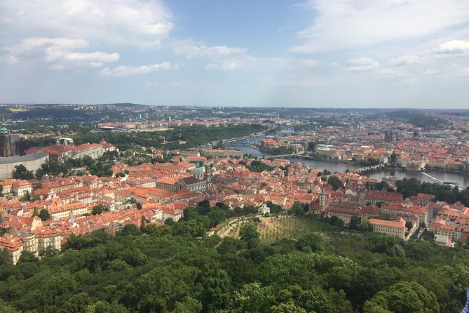 FAT TIRE E-BIKE GREAT TOUR - river, parks & panoramic views tour - Prague in 2.5 hours: why an e-bike fits this city