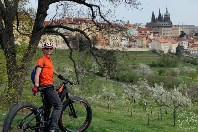 FAT TIRE E-BIKE GREAT TOUR - river, parks & panoramic views tour - The e-bike factor: what changes for your feet and your mood