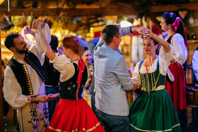 Folklore Dinner with Unlimited Drinks 4course Menu - Key Highlights Worth Planning For