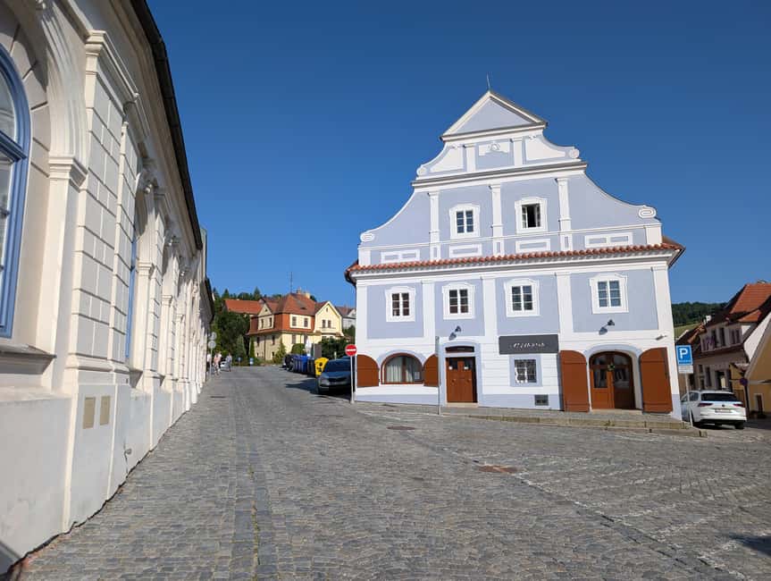 From Prague: Český Krumlov & Holašovice Village Day Tour - Holašovice UNESCO: Meeting Rural Life Through a 500-Year Lens