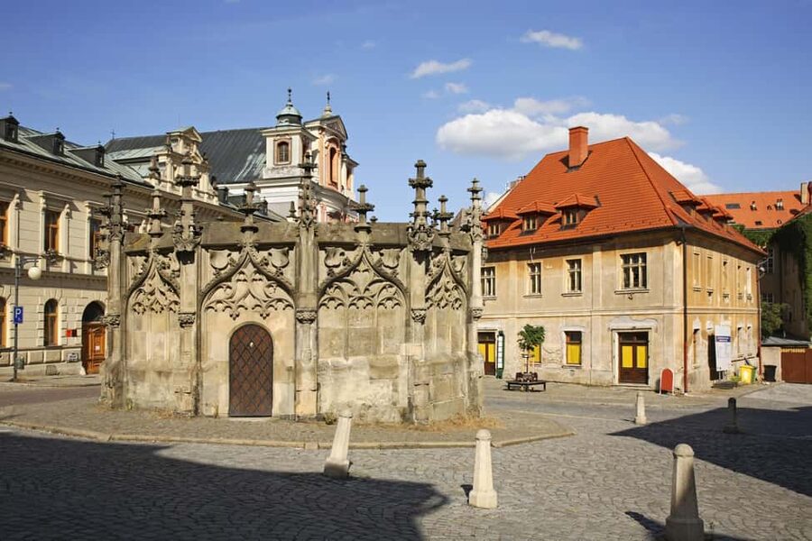 From Prague: Day Trip to Kutna Hora with Czech Lunch - Sedlec Ossuary, the Bone Church: expect the intense part early