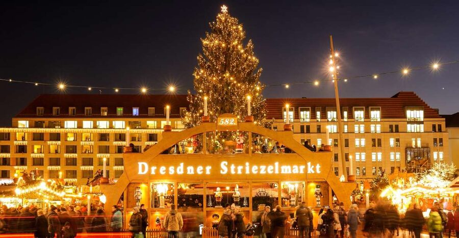 From Prague: Dresden Xmas Market & Saxon Switzerland Tour - Striezelmarkt: Germany’s oldest Christmas market and 3 hours to do it your way