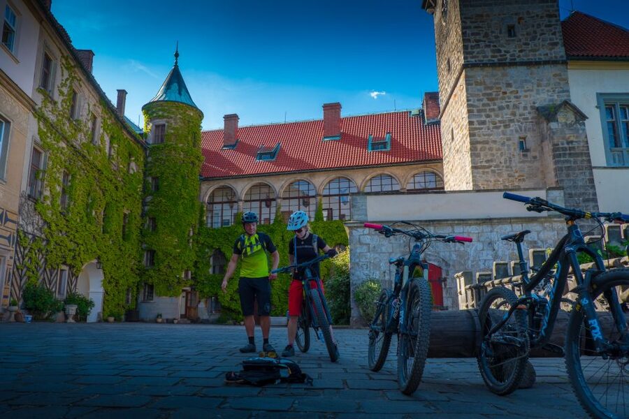 From Prague: E-Mountain Biking Trip to the Bohemian Paradise - Safety Briefing and a Route Built for a Calm Pace