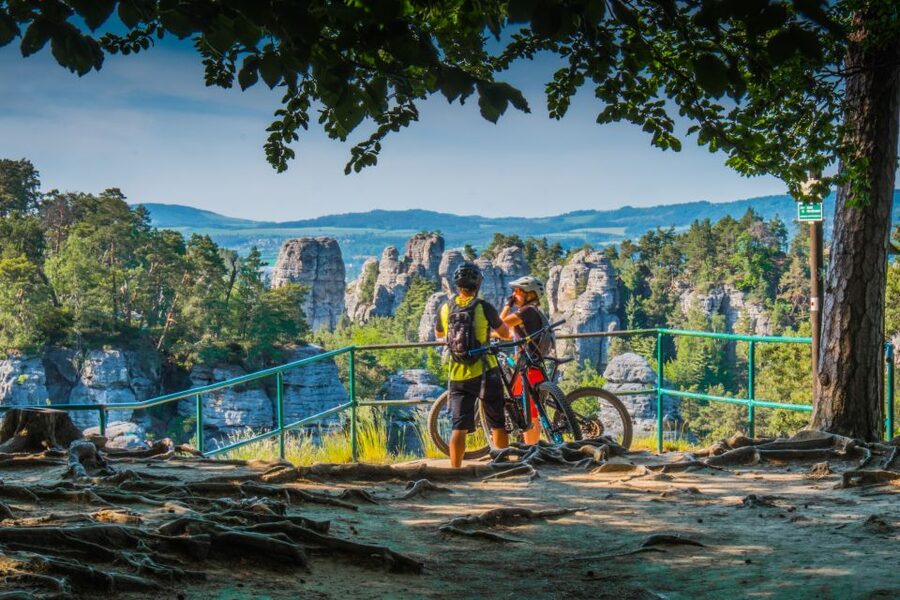 From Prague: E-Mountain Biking Trip to the Bohemian Paradise - Nebakov Lakeside Lunch: Refuel Before the Best Terrain