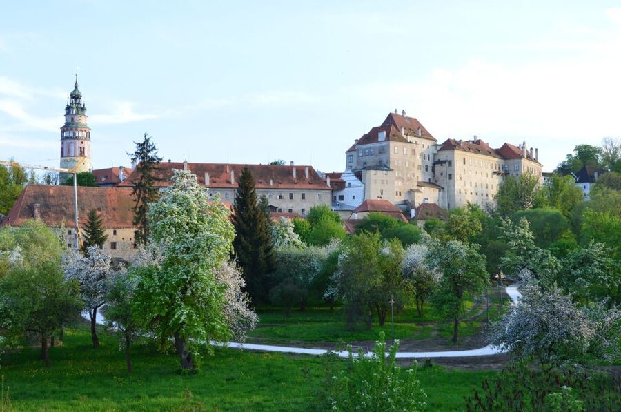 From Prague: Full-Day Trip to Český Krumlov - Prague to Český Krumlov: The Real Value of a One-Day Schedule