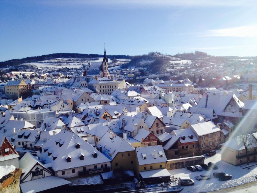 From Prague: Full-Day Trip to Česky Krumlov - Winter Warning: The Castle Closure Changes the Day