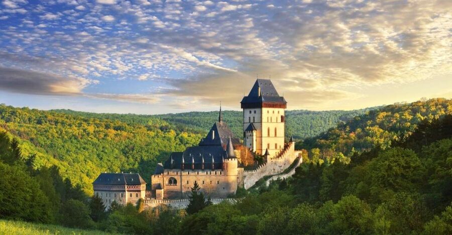 From Prague: Karlštejn Castle & Koněprusy Caves Tour - How hotel pickup and the small-group van make the day feel smooth