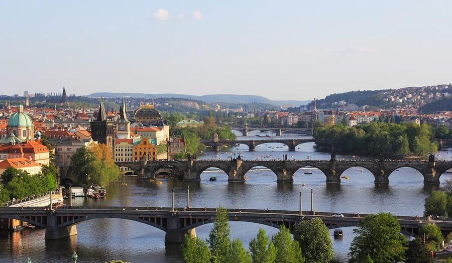 From Prague: Kutna Hora private Day Tour by car - UNESCO town energy: how Kutná Hora’s old wealth still shows