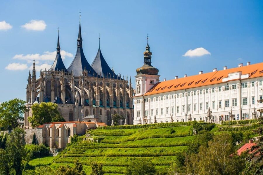 From Prague: Kutna Hora private Day Tour by car - Who this private Kutná Hora tour suits best