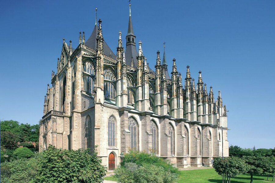 From Prague: Kutná Hora, St.Barbara’s Church, Sedlec Ossuary - Key things to know before you go