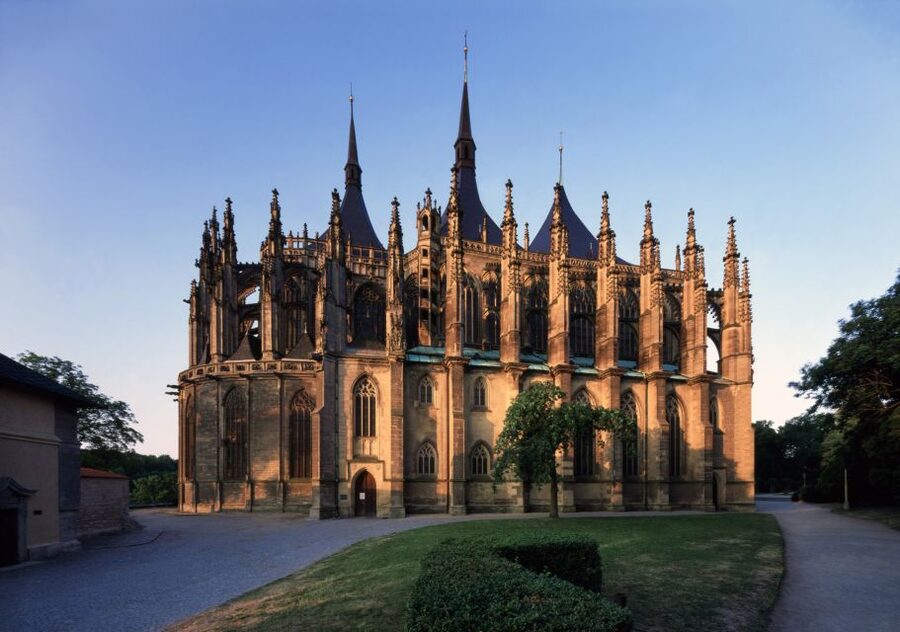 From Prague: Kutna Hora Walking Tour & St. Barbara Cathedral - Kutná Hora From Prague: What the 5 Hours Actually Feel Like