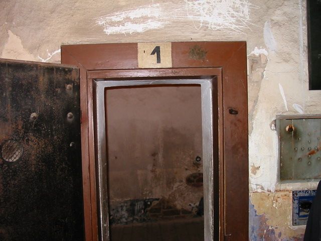 From Prague: Terezin Concentration Camp Private Tour - Big Fortress and the system behind it