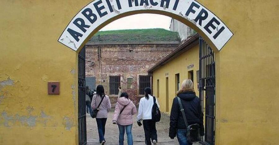 From Prague: Terezin Concentration Camp Private Tour - The drive from Prague: what the ride gives you (and what it doesn’t)