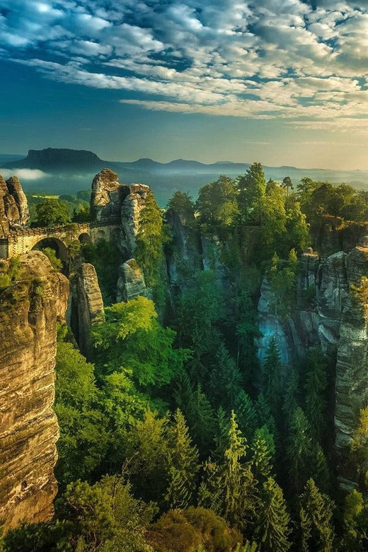 From Prague: Tour to Saxon and Bohemian Switzerland - Guide Style and Group Size: Why Vojta and Ondřej Pop Up