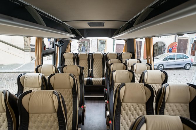 Full-Day Prague Tour with Prague Castle, Lunch and Vltava Cruise - Loreta, Hradcany, and Prague Castle: the noon-changing-guard moment